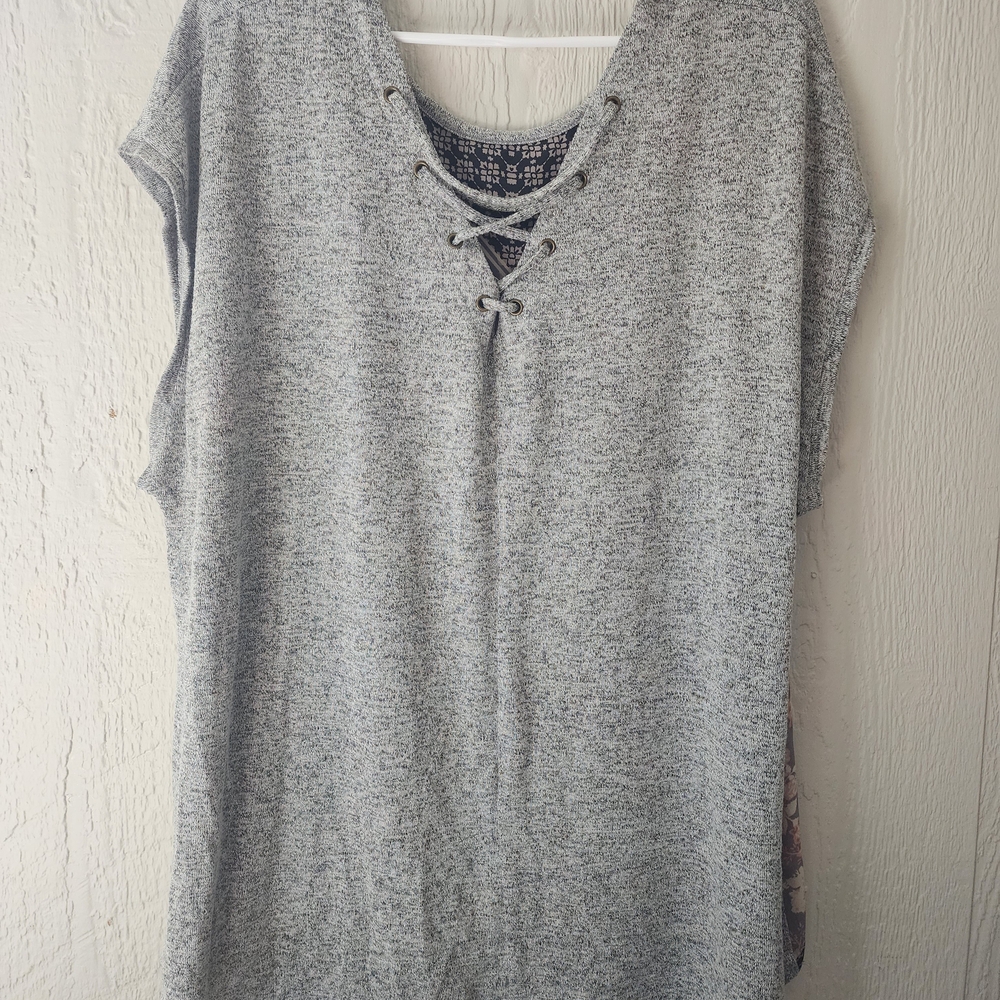 Maurices Gray Lace-Up Printed Back Women's Top